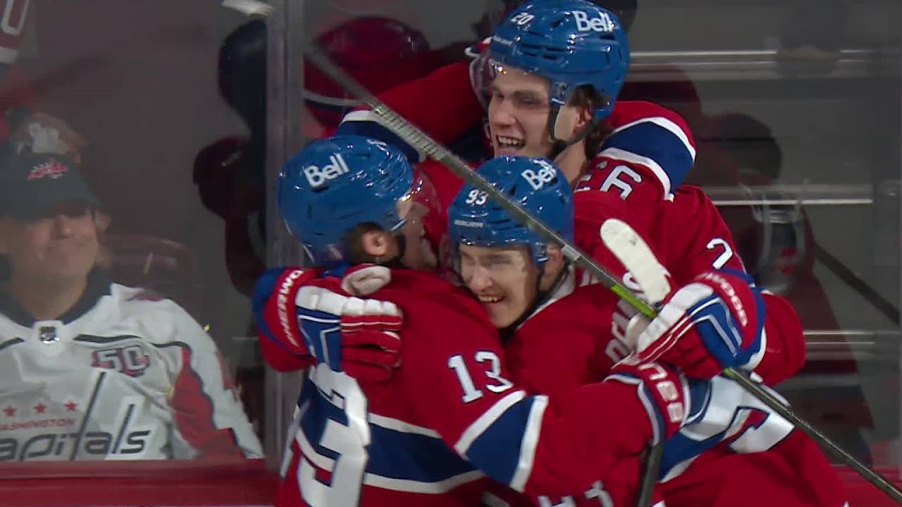 Canadiens’ Demidov shows off slick hands to set up crazy Slafkovsky goal