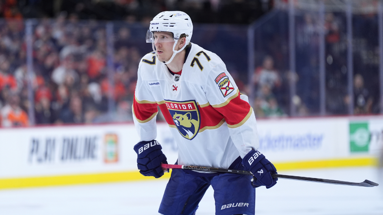 Panthers’ Niko Mikkola ejected vs. Lightning for boarding