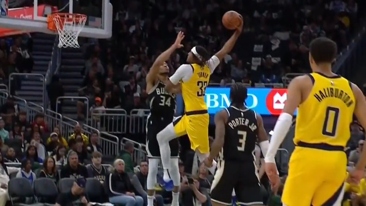 Pacers’ Turner drops the hammer on Antetokounmpo with one-handed flush