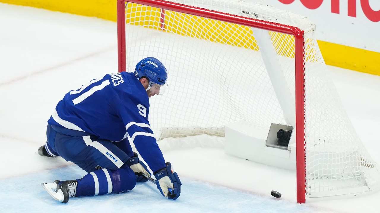 Berube looking for more from Leafs’ top six as Senators keep series alive