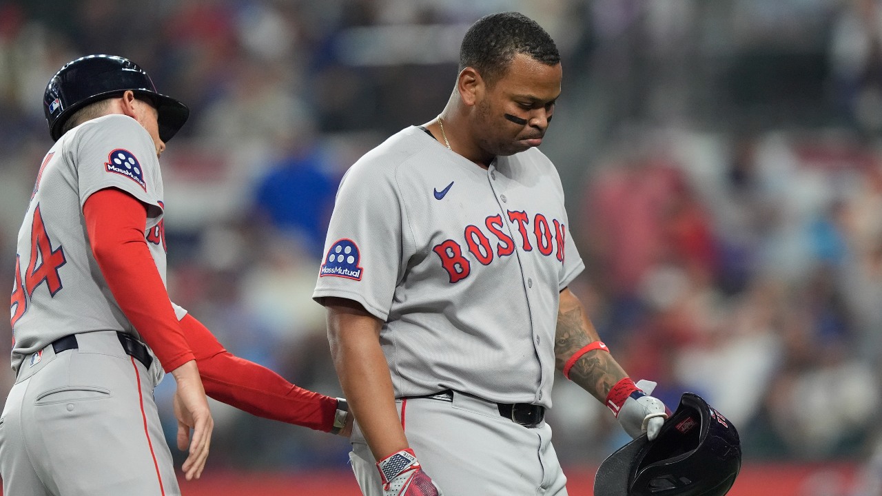 Red Sox owner John Henry files to meet with disgruntled Rafael Devers