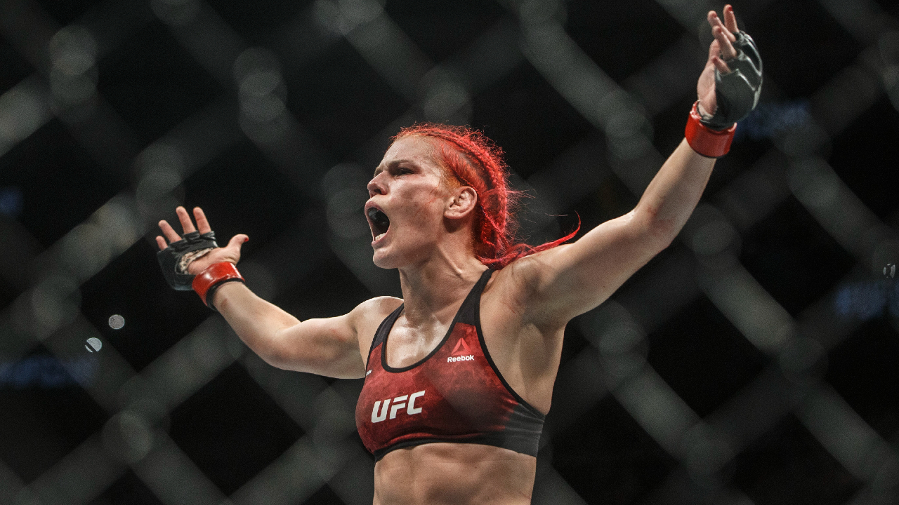 Gillian Robertson ties Amanda Nunes’ UFC record, retires Marina Rodriguez