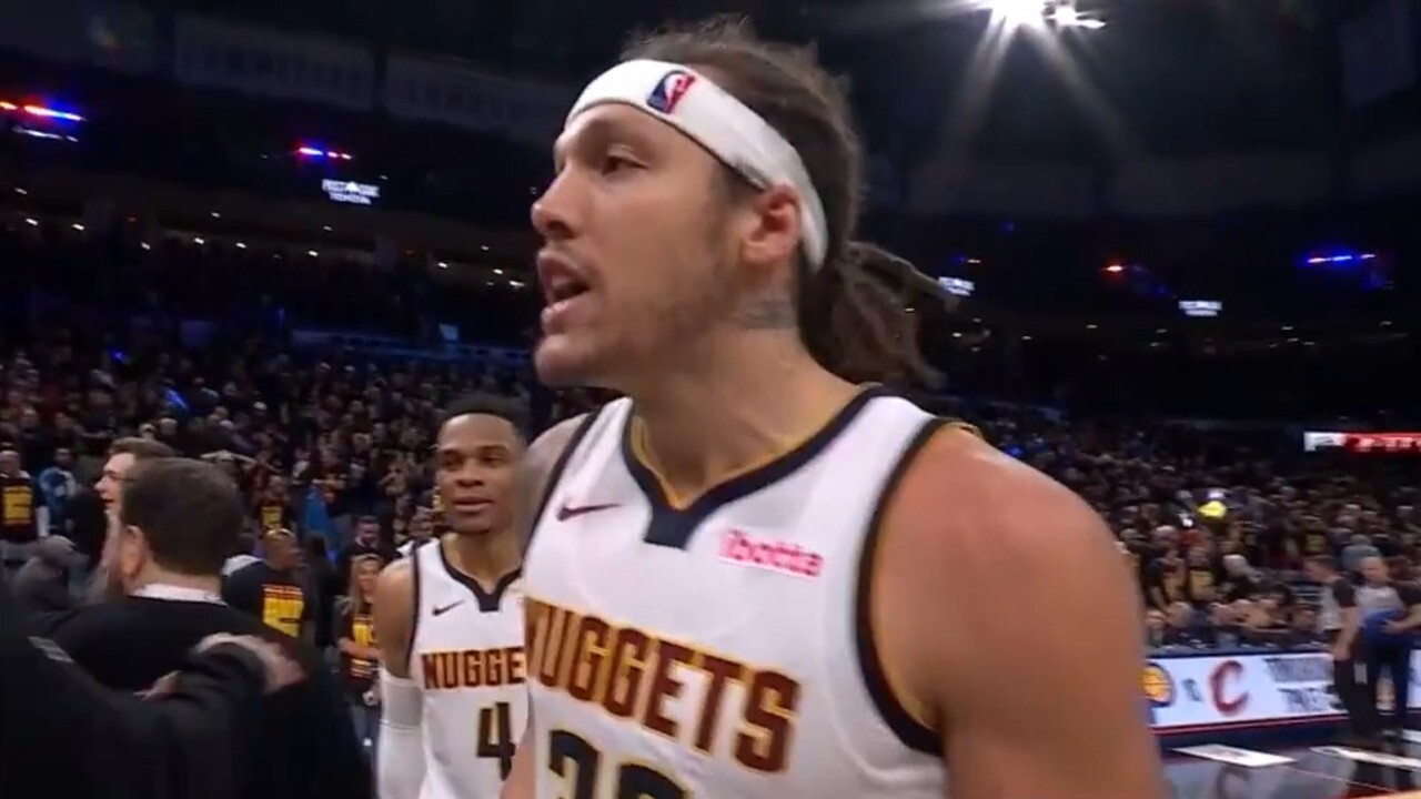 Nuggets’ Gordon drains game-winning three in final seconds to steal Game 1