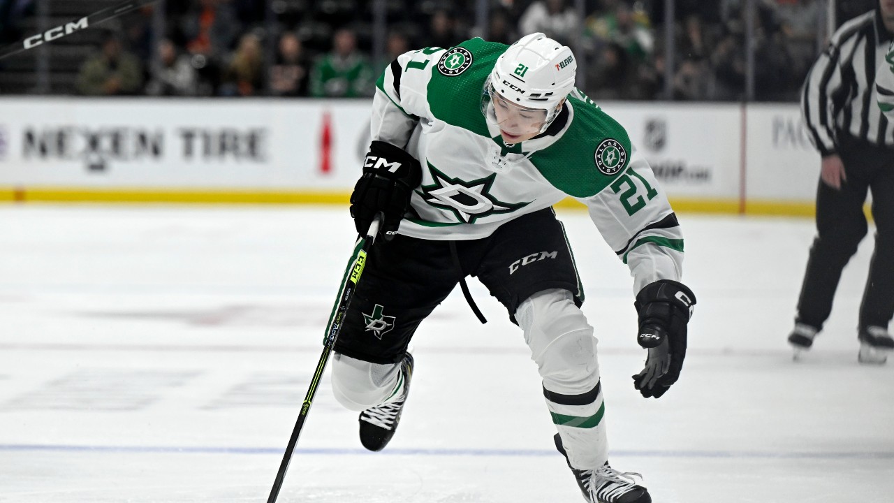 Stars’ Robertson progressing, now considered day-to-day, says coach