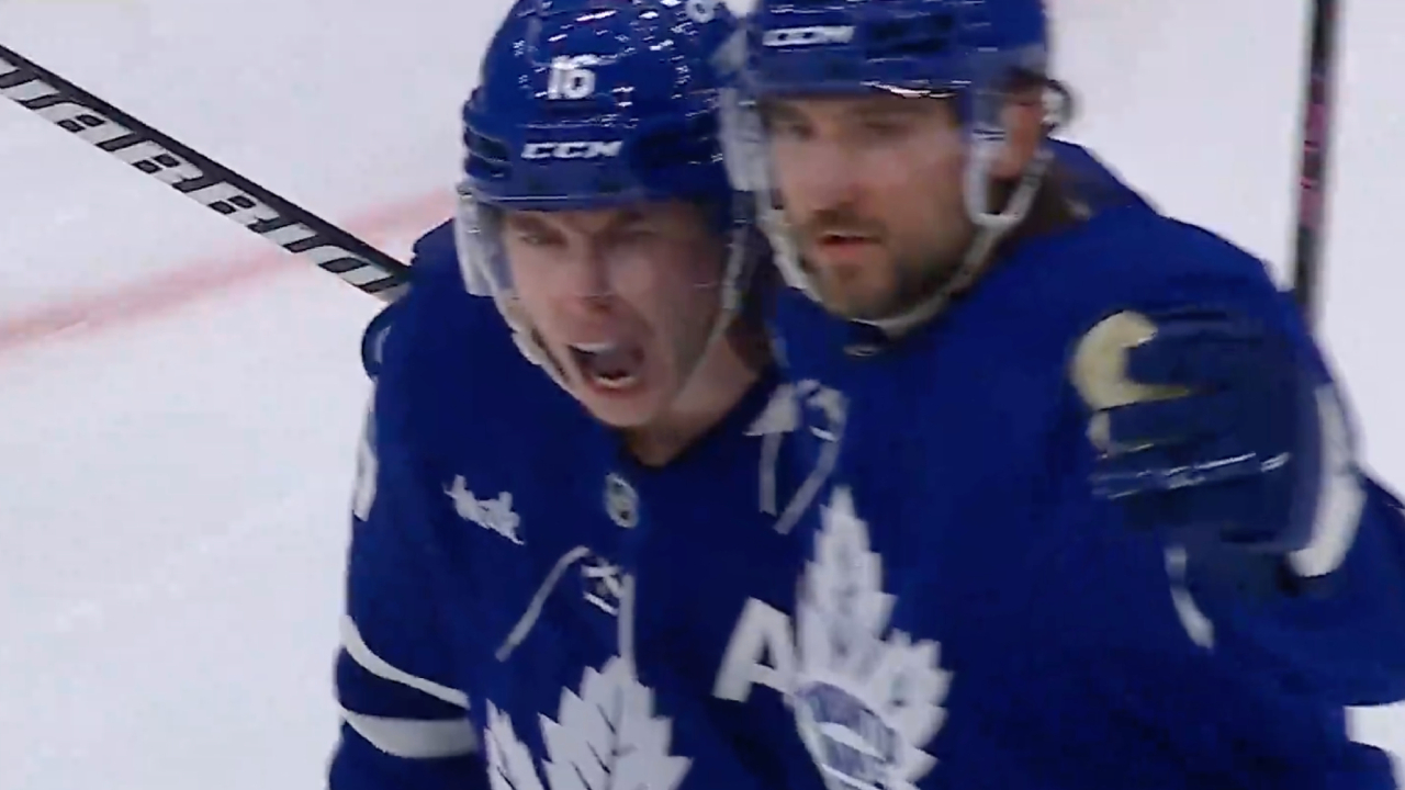 Maple Leafs’ Marner wires one from deep past Panthers’ Bobrovsky
