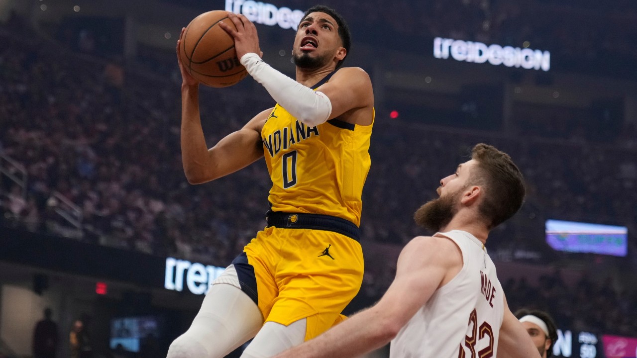 Haliburton hits stunning winner as Pacers take 2-0 lead on Cavaliers