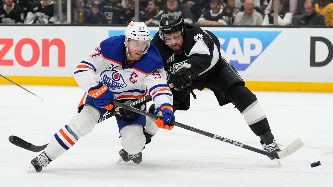 Who are the leading Conn Smythe Trophy candidates after Round 1?