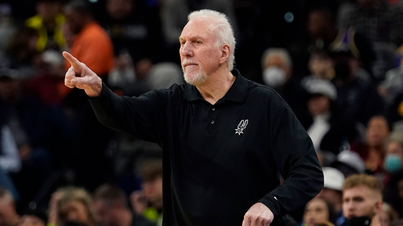 Gregg Popovich steps away from coaching, will stay with Spurs