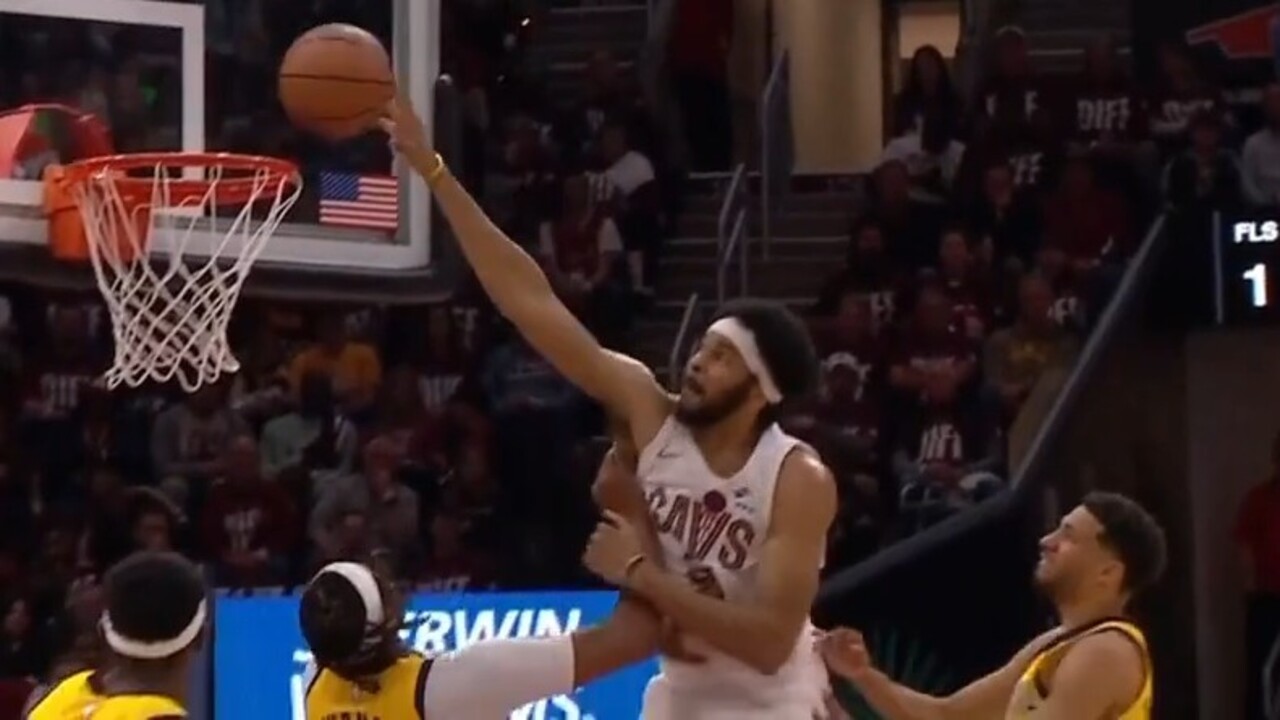 Cavaliers’ Allen takes a hard spill after throwing down vicious dunk