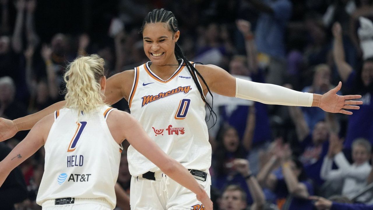 Rookie Lexi Held scores season-high 24 points as Mercury beat Valkyries