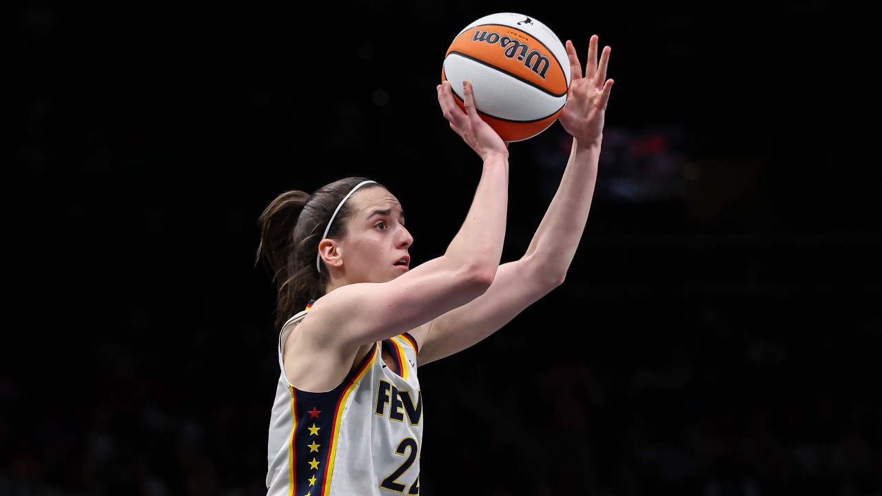 Caitlin Clark’s quad strain to be re-evaluated, considered day-to-day