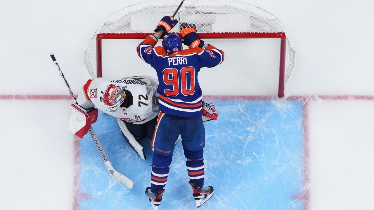 How Oilers’ Corey Perry stood out in Game 1 win vs. Panthers