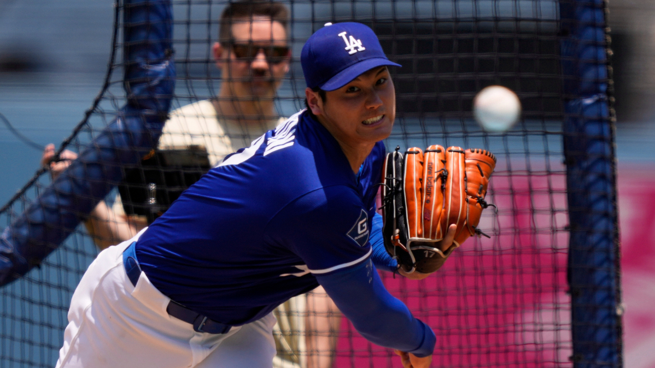 Shohei Ohtani throws 29 pitches in second live batting practice since elbow surgery